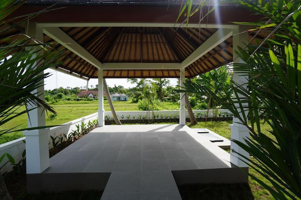 Villa Vespa Lovina Exterior foto